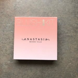 ABH Radiant Blush Kit